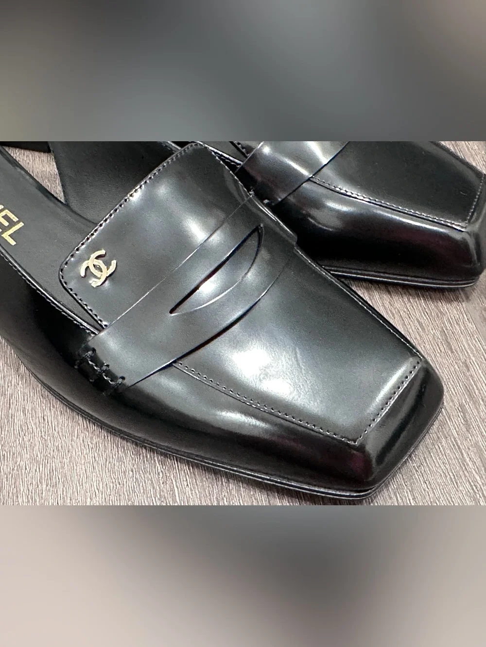 NEW 2026 CHANEL BLACK LEATHER SLINGBACK HALF LOAFER SHOES GOLD CC LOGO 37C BLAZY